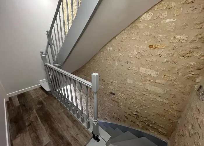 Apartamento Duplex Type Loft Centre * Clim * Wifi * De Gamme * Angulema